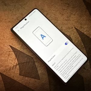 Az Android 15 új gesztusa egy pillanat alatt elindítja a képernyőnagyítást