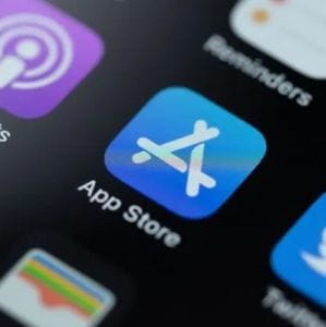 Az Apple App Store csapatát két részre osztják