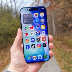 iPhone 20: az Apple 20. évfordulós modellje valóban keretmentes kijelzőt hozhat