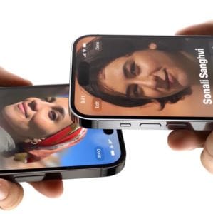 Az Android készül az Apple NameDrop lemásolására – érkezik a saját, érintéses kontaktmegosztó funkció