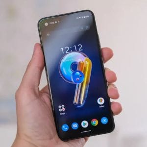 A kis telefonok végórái? A gyártók szerint eljött a búcsú ideje