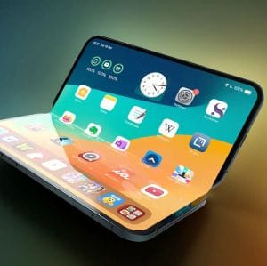 Mark Gurman szerint az első hajlítható iPhone „2027-re lehet a piacon”