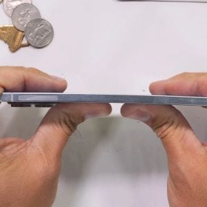 Átmegy a Galaxy S25 Edge a brutális hajlításteszten?