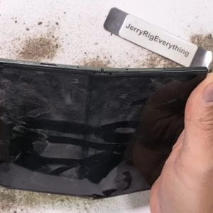 A Samsung Galaxy Z TriFold nem bírta a gyűrődést az extrém kínzáspróbán