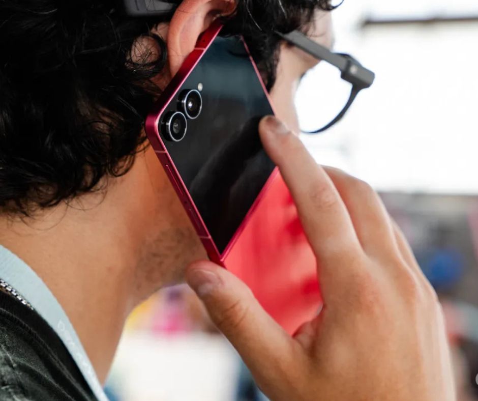Galaxy Z Flip 8: könnyebb lesz, de nem túl izgalmas