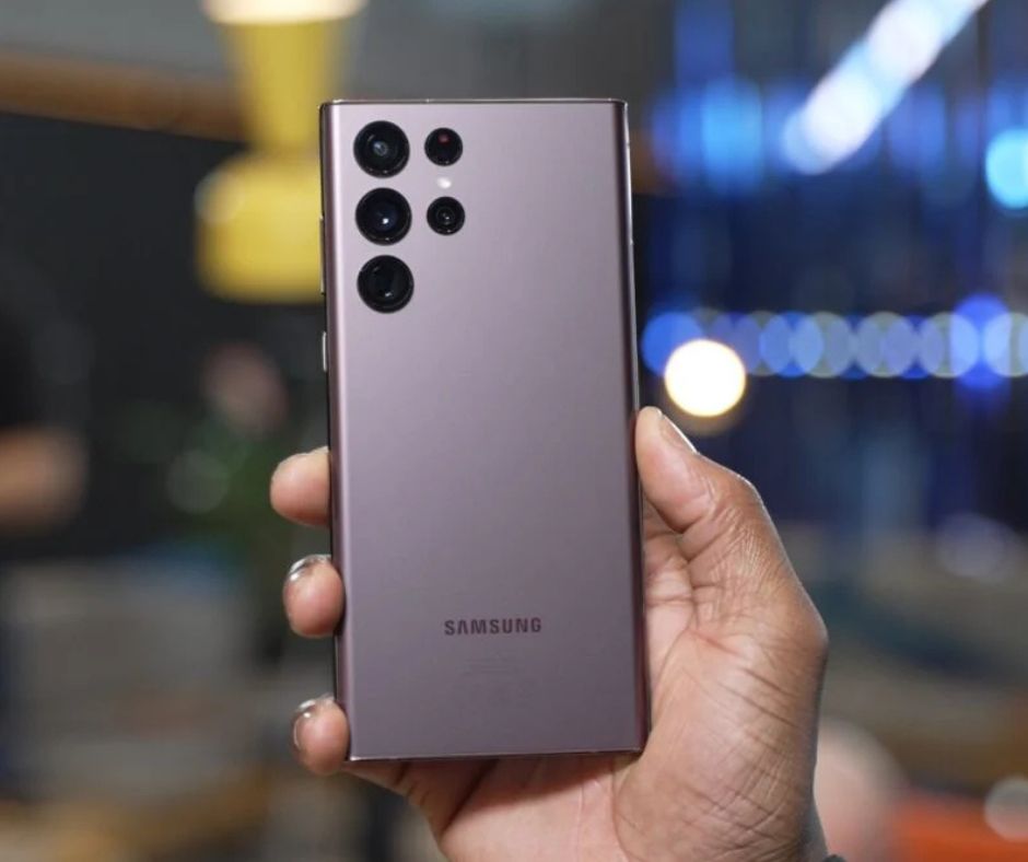 Fontos frissítést kapott a Galaxy S22 széria – de közeleg a támogatás vége
