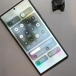 Galaxy S23 és S24 frissítés érkezik – de nem a One UI 7