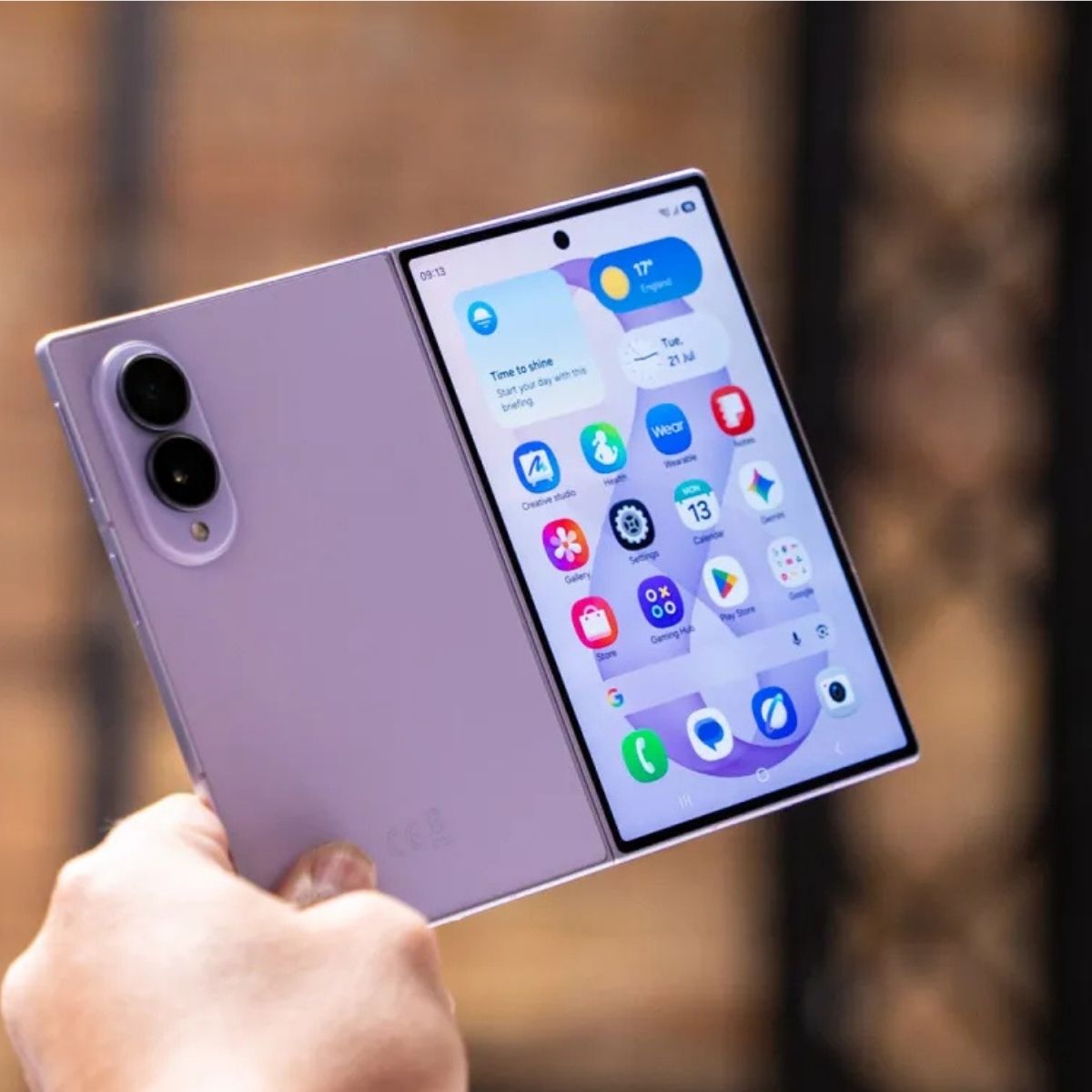 Akkora siker a Galaxy Z Fold 8, hogy Samsung már a 2027-es telefonjaitól is alkatrészt vesz el