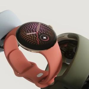 Bemutatkozott a Google Pixel Watch 5, fedélzetén a Gemini Intelligence rendszerrel