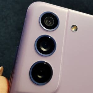Samsung Galaxy S21 FE teszt: a megkésett vendég