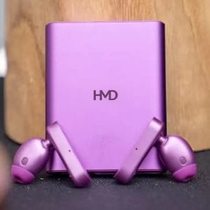 A HMD új fülhallgatója vezeték nélkül is töltheti okostelefonod