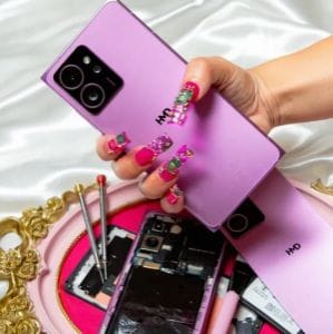 A HMD bemutatta a Lumia ihlette telefont, egyben az első Qi2 Android készüléket