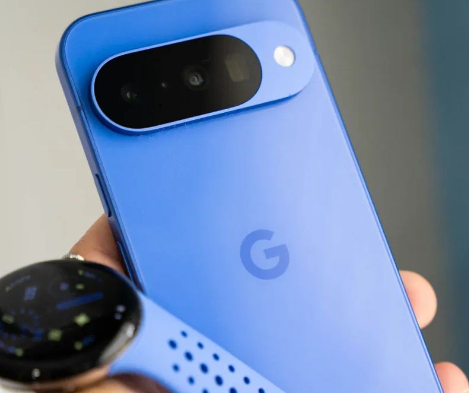 Új Pixel kiegészítő jelent meg: egy dokkolóval töltheted a telefonod, az órád és a fülhallgatód