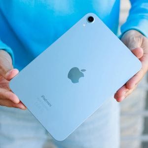 Az Apple új védelmet tervez az iPad mini számára – vízálló dizájn jöhet az OLED kijelző előtt