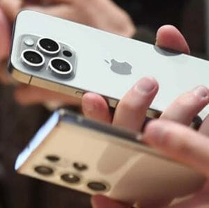 Az iPhone 18 Pro nyomására visszatérhet a változtatható rekesz a Samsung csúcsmobiljaiban?