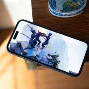 Az Apple iPhone 16 Pro letaszíthatja a trónról a Galaxy S24-et, mint a legvékonyabb keretű okostelefont