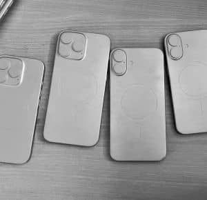 Képen a négy Apple iPhone 16 modell