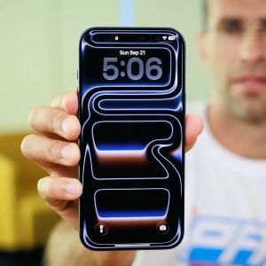 Elérte a határt az Apple? Egy felmérés szerint sokan már nem vennék meg az iPhone 18 Pro Maxot a megjelenés napján