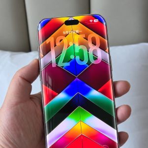 Ilyen lehet az iPhone 20 Pro: óriási kijelzővel és szinte teljesen keret nélküli dizájnnal készülhet az Apple