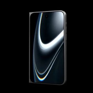 Szokatlan kijelző formára utal az iPhone Ultra kiszivárgott kijelzővédője