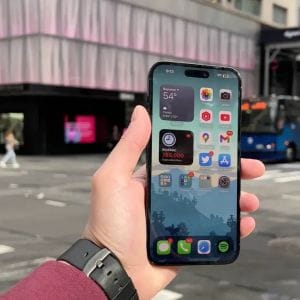 Kártevőt találtak az App Store-ban: iPhone-alkalmazások képernyőképeket olvasnak le érzékeny adatokért