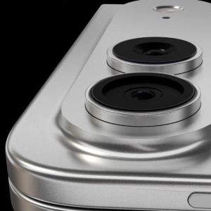 Két színben érkezhet az Apple első hajlítható iPhone-ja, újabb fotók árulkodnak az iPhone Ultra külsejéről
