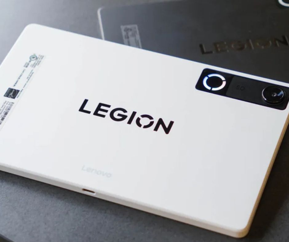Brutál erős, de drága lett a Lenovo új gamer készüléke