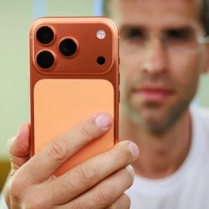 Az Apple új reklámja egy rejtett, ám hasznos iPhone 17 Pro funkcióra hívja fel a figyelmet