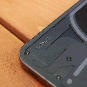 Carl Pei nyíltan hadat üzent az Apple-nek: a Nothing az unatkozó iPhone felhasználókat célozza