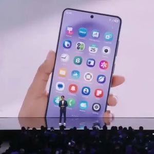 Késik a One UI 8.5 – a Samsung ismét lassú szoftverfrissítési ciklussal küzd