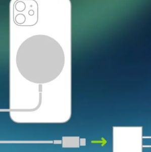 Az EU engedélyt adott, jöhet a port nélküli iPhone! 