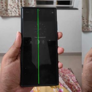 Hét év frissítés, de meddig bírja a hardver? A zöld vonalas hiba új kérdéseket vet fel a Samsung csúcsmobiljainál