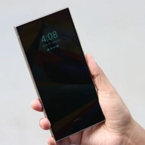 Mindent azért nem ad a Samsung, nincs AoD háttérkép támogatás a One UI 6.1 frissítéssel!