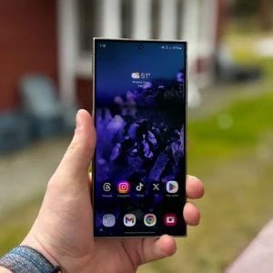 A Galaxy S24 Ultra legyőzte az iPhone 15 Pro Maxot üzemidőben