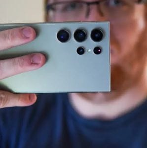 Megbízható forrás szerint a Galaxy S25 Ultra négy hátsó kamerával rendelkezik