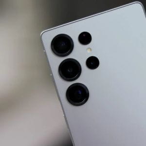 A One UI 8.5 leleplezte a Galaxy S26 Ultra új töltési sebességét