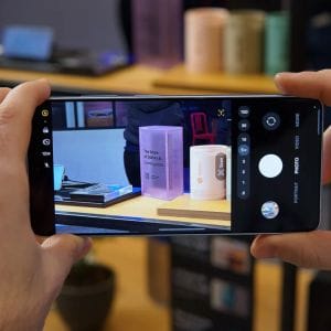 A Samsung végre a középkategóriába is elhozza egyik legjobb kamerás extráját