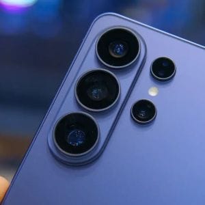 Visszaütött az újdonság? A Galaxy S26 Ultra kijelzője miatt elfordulnak a vásárlók