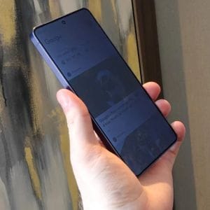 A Samsung után a Honor is saját adatvédelmi kijelzőn dolgozhat