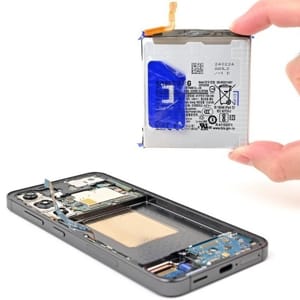 Milyen esetekben van szükség akkumulátor cserére egy Samsung telefonnál?