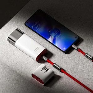 A OnePlus bemutatta a Pouch-ot, egy 3 az 1-ben tápegységet, töltőt és kábelt