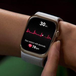 Huawei Watch D3: két színben érkezhet a következő vérnyomásmérős okosóra