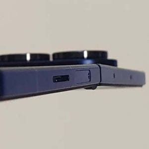 A Samsung Galaxy Z Fold7 nem nyílik teljesen laposra? Meglepő ok áll a háttérben