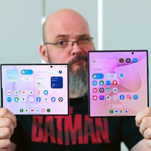 Furcsa kijelző hibára panaszkodnak a Galaxy Z Fold8 tulajdonosai