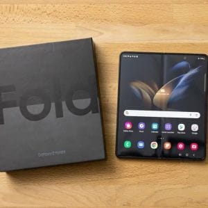 A Galaxy Z Fold4-nek van egy komoly gyártói hibája, amit a Samsung nem hajlandó garanciálisan kijavítani