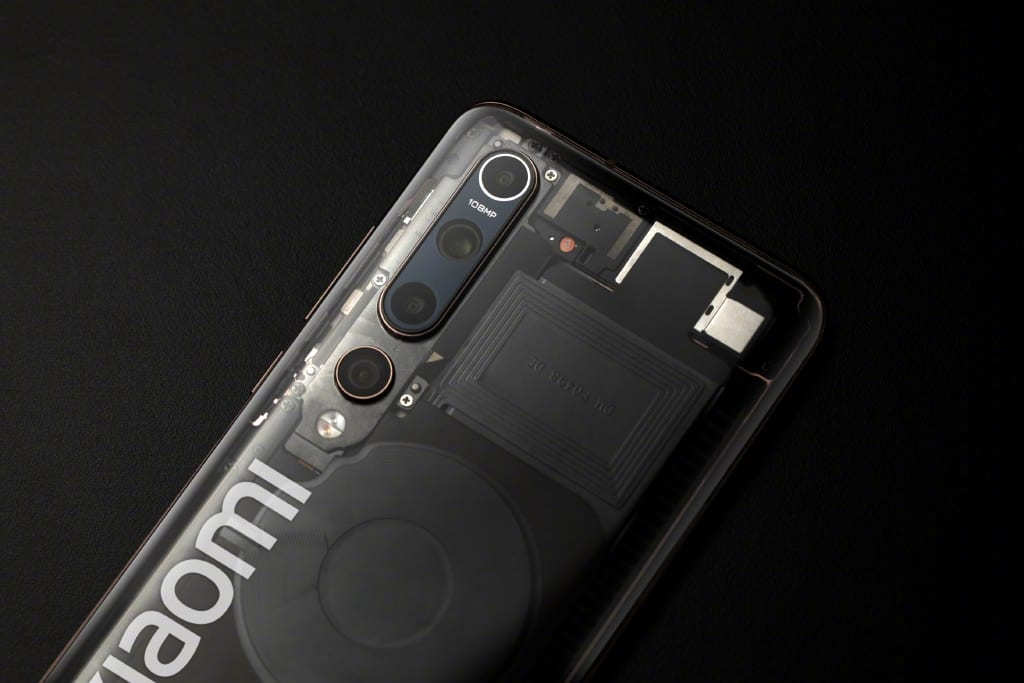 Újabb Xiaomi átlátszó hátlappal