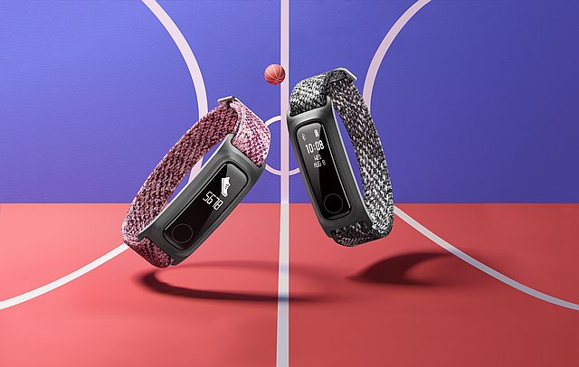 A Mi Bandnél is olcsóbb okoskarkötő jött