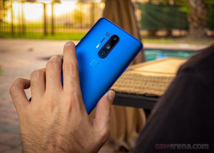 Újra jöhet a büdzsé OnePlus okostelefon