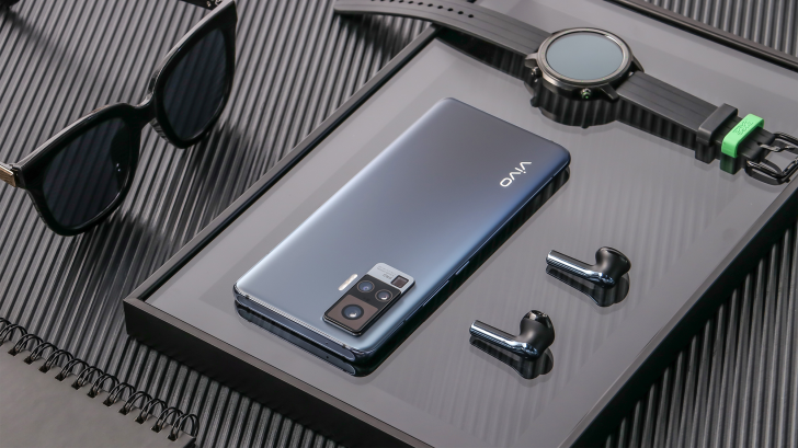 Hoppá, 13 ezer mobil IMEI száma egyezik