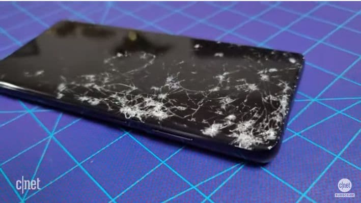 Meglepő? Törékenyebb a Victus a polikarbonátnál